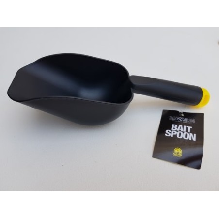 Cuillère à appâts