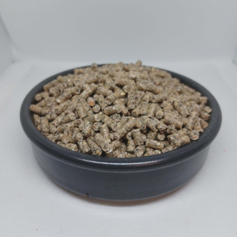 Pellet Carpe & Gardon Essentiel 4-25 | 4mm - Sac 5kg
