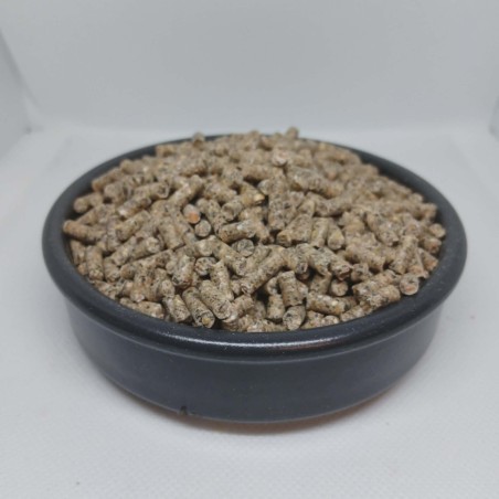 Pellet Carpe & Gardon Essentiel 4-25 | 4mm - Sac 5kg